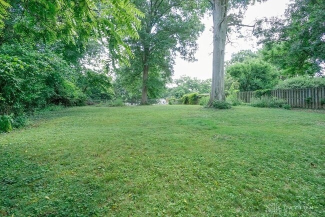 Building Photo - 1090 Birney Ln
