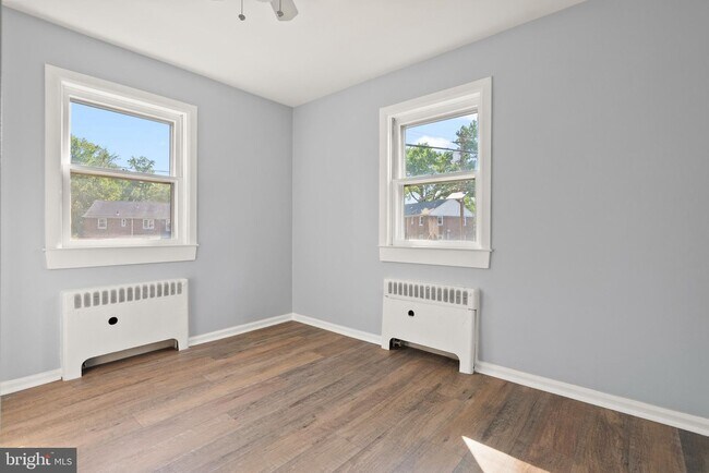 Building Photo - 114 F Cherry Parke-114