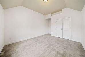 Building Photo - 15 Creekwater Dr