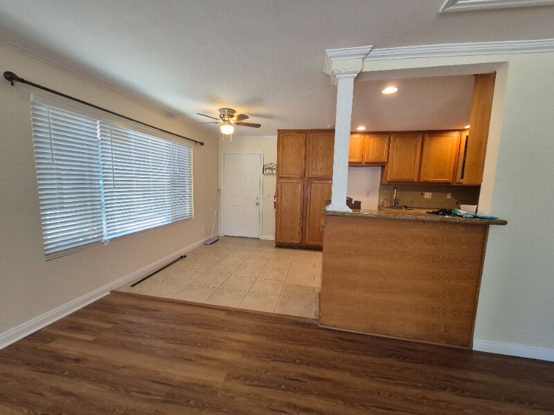 Building Photo - 8939 Mango Ave