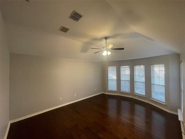 Building Photo - 309 Oregon Trail