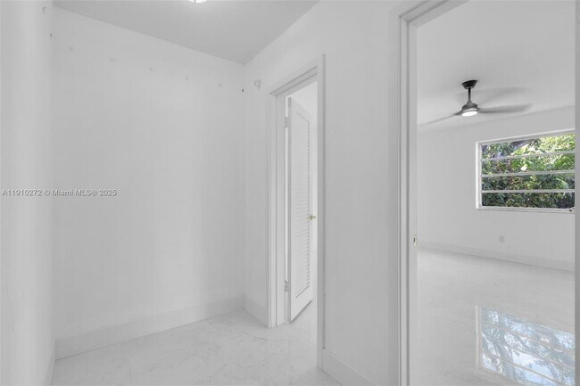 Building Photo - 7021 SW 107th St