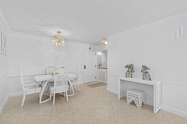 Building Photo - 4505 S Ocean Blvd