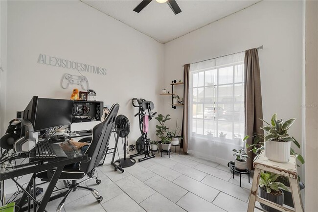 Building Photo - 1028 Universal Rest Pl