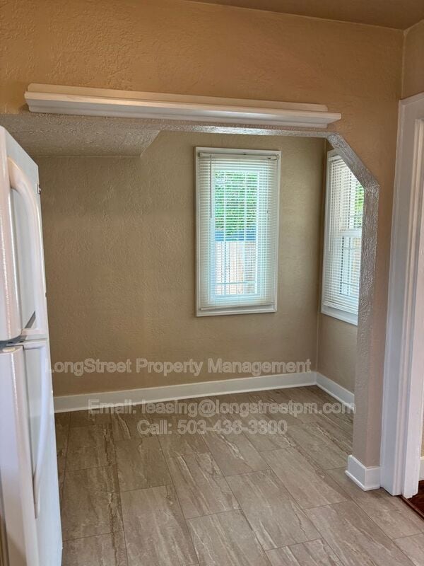 Building Photo - 1231 Elm St NW