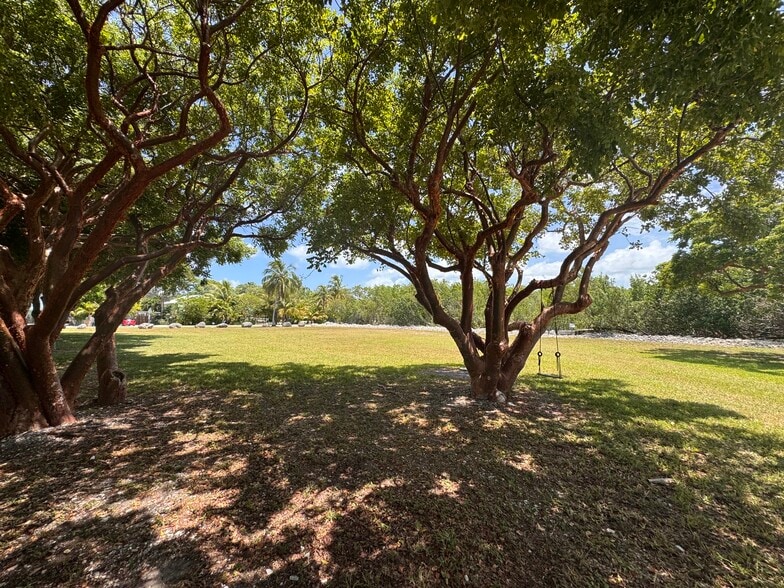 Park near by - 19590 Tequesta St