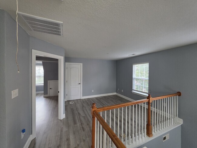 Building Photo - 4461 Leamore Square Rd
