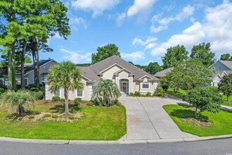 Building Photo - 414 Carriage Lake Dr