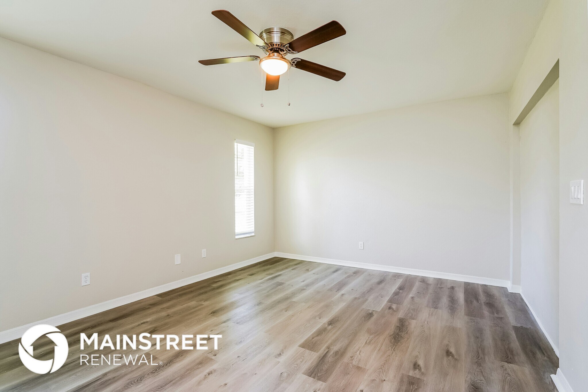 Building Photo - 2221 NE 3rd St