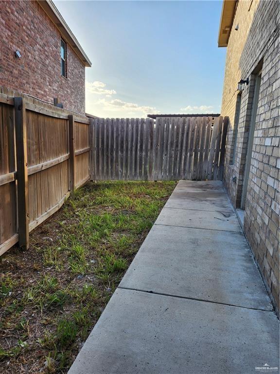 Building Photo - 507 Lotto Ln