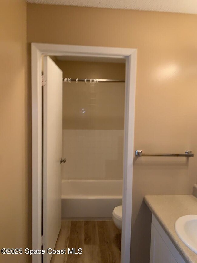 Building Photo - 3555 Sable Palm Ln