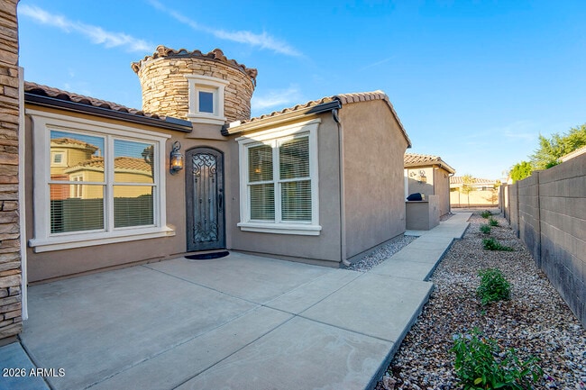 Building Photo - 2284 E Desert Broom Pl