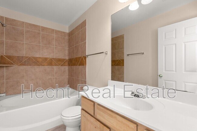 Building Photo - 3117 Douglas Fir Dr