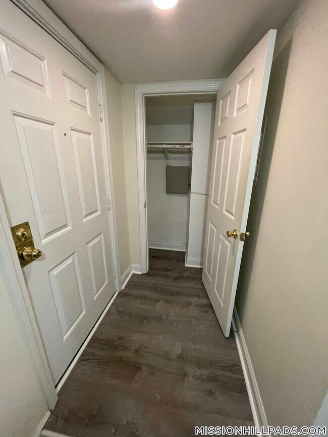 Building Photo - 40 Winthrop St