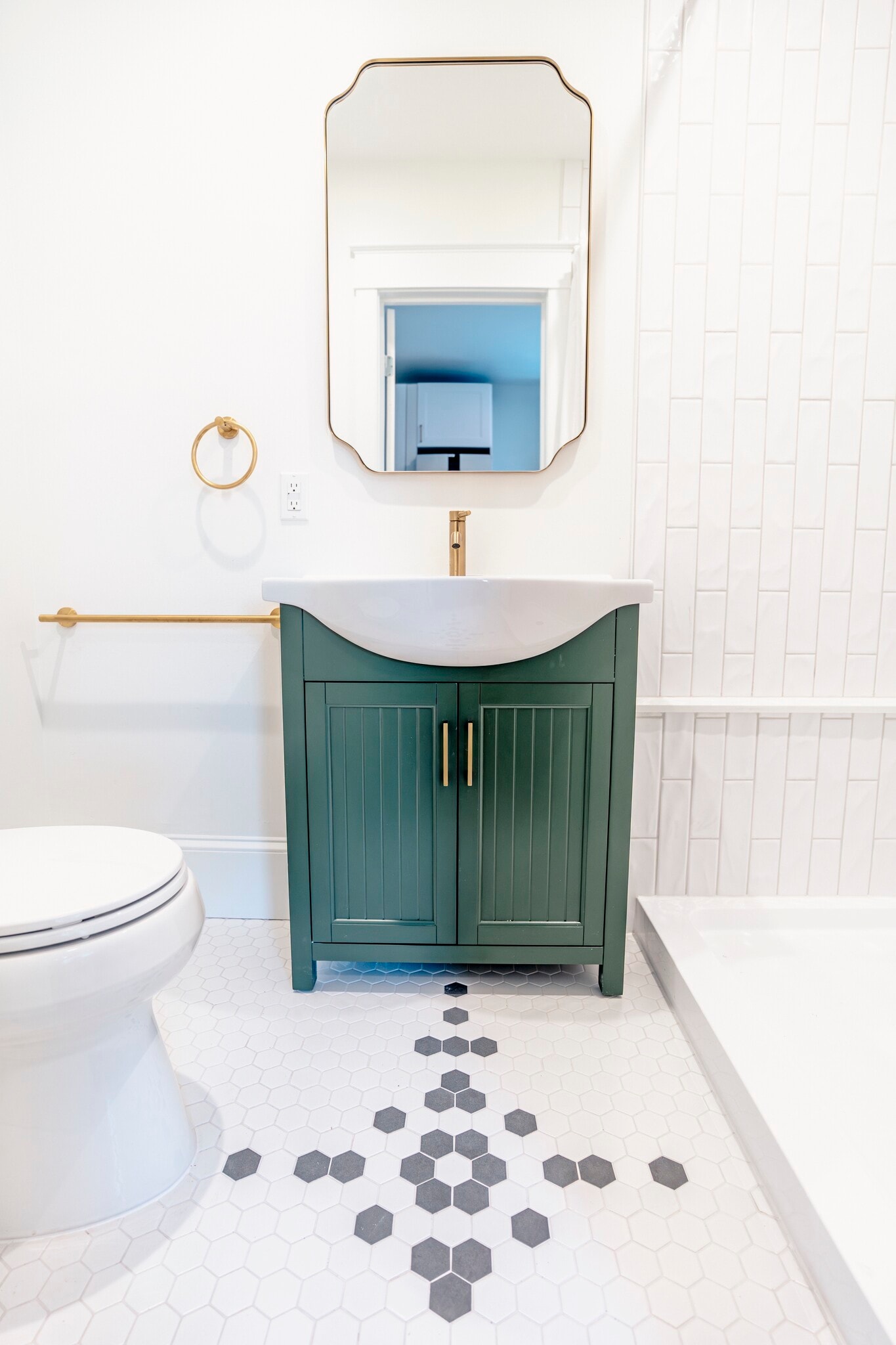 Bathroom - 167 N Union St