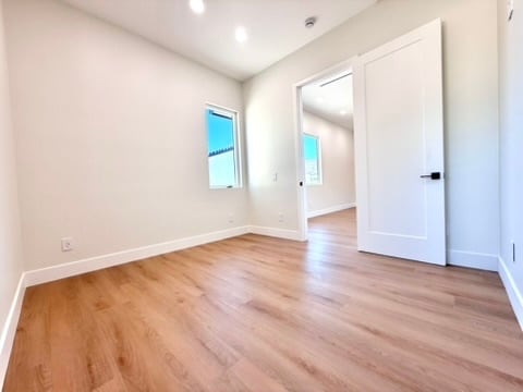 Building Photo - 27445 Cherry Creek Dr