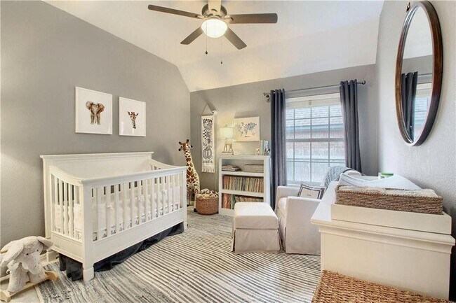 Building Photo - 7902 Isaac Pryor Dr