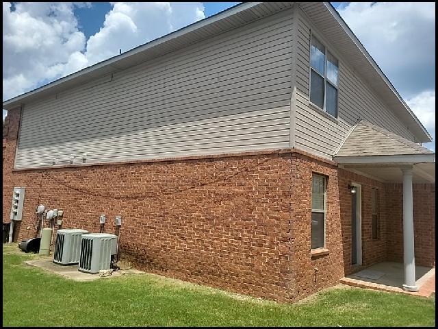 Building Photo - 10800 Frenchmen Loop