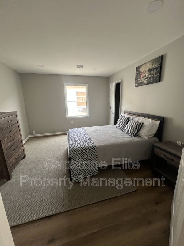 Building Photo - 45-47-47 Vesey St