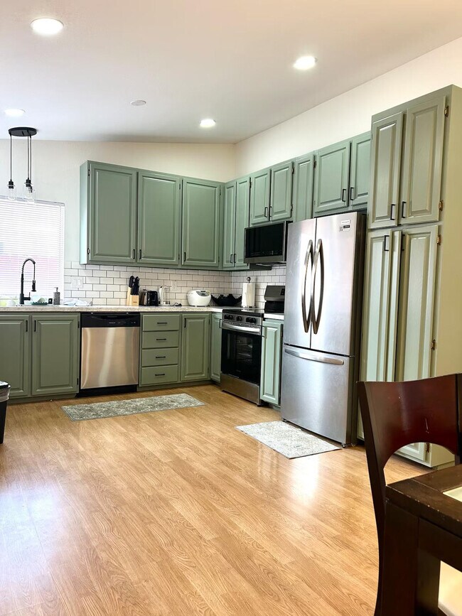 Building Photo - 2500 Kirkwood Dr