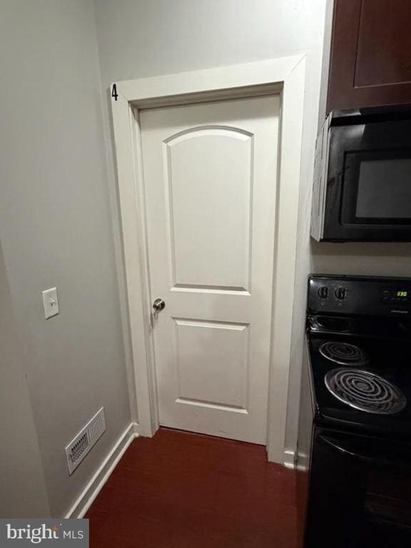 Building Photo - 1535 Cecil B. Moore Ave