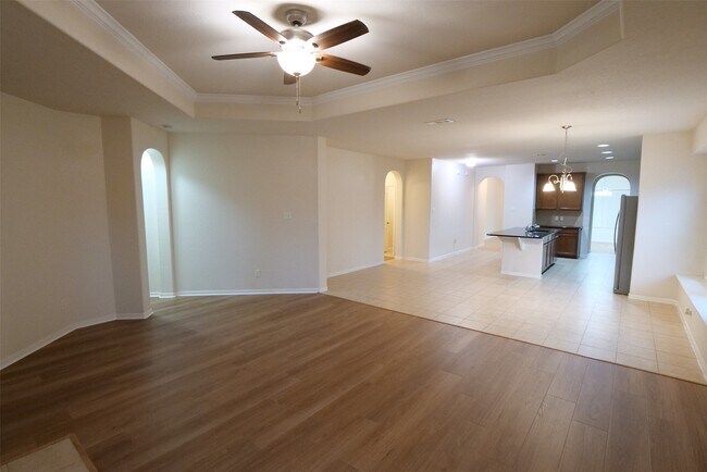 Building Photo - 803 Harbor Lakes Ln