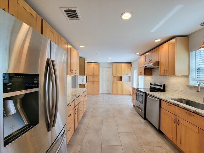 Building Photo - 20506 Laverton Dr