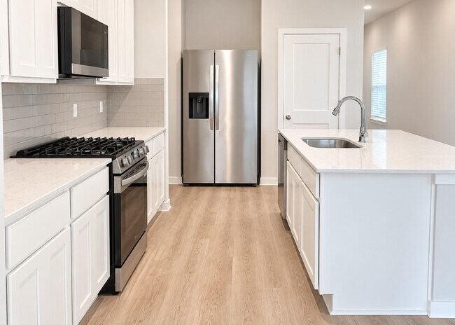 Building Photo - 4026 Bay Ct