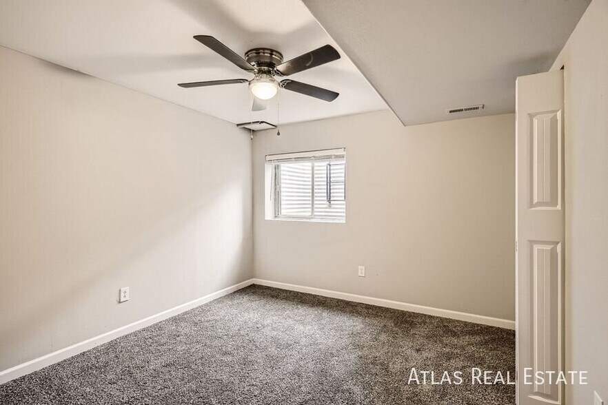 Building Photo - 6948 Fountain Ridge Cir