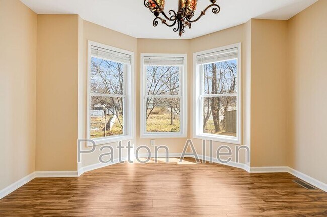 Building Photo - 56 Buffalo St