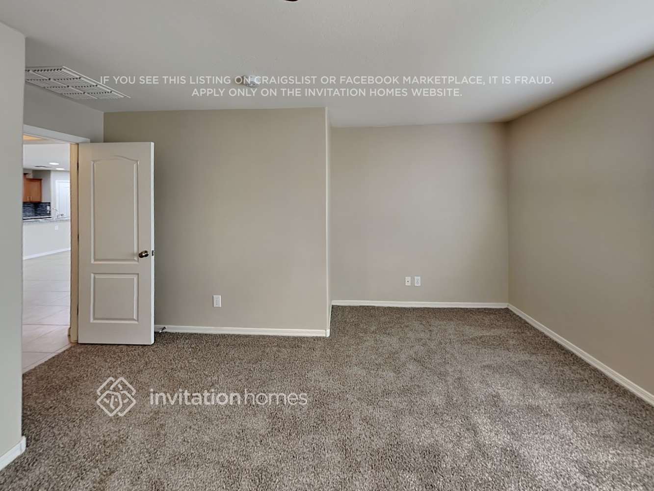 Building Photo - 928 W Desert Canyon Dr