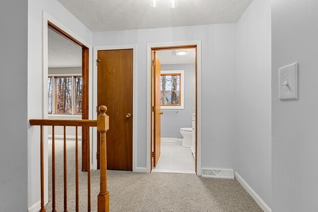 Building Photo - 206 Cardinal Ln