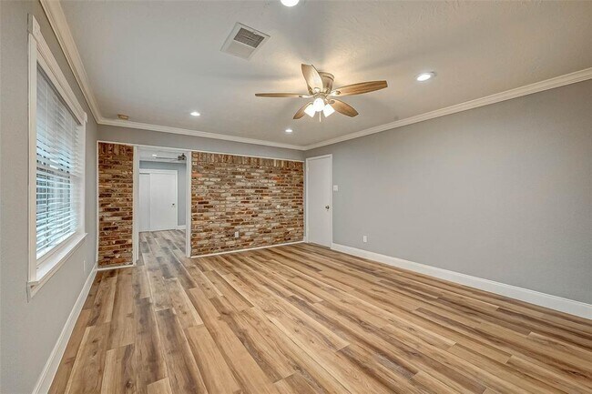 Building Photo - 4038 Cheena Dr