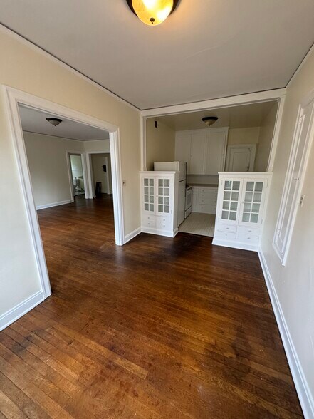kitchen w/ built-ins - 1329 Northeast Hancock Street