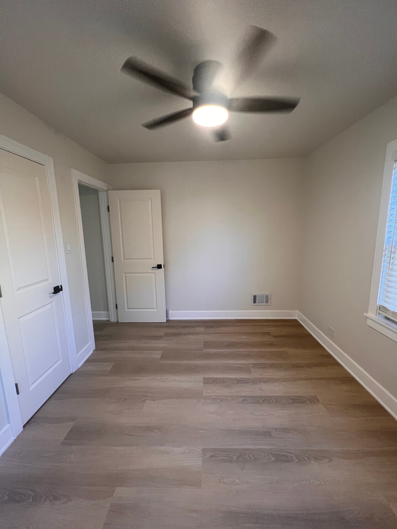 2nd Bedroom - 9121 S Bishop St