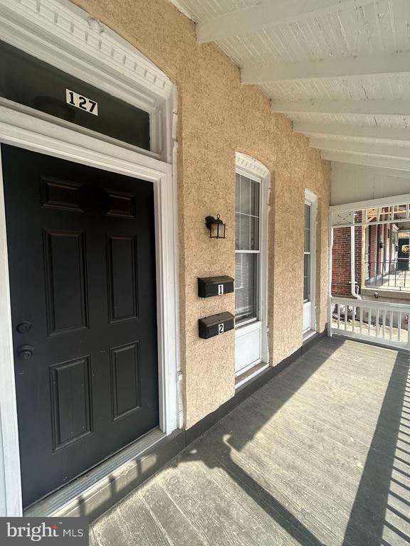 Building Photo - 127 Haws Ave