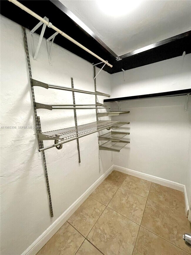 Building Photo - 720 Meridian Ave