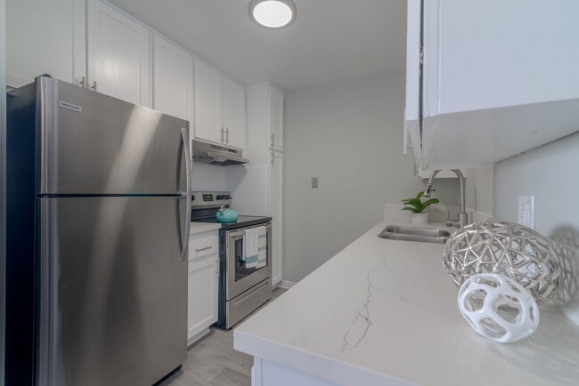 Building Photo - Citra Apartments