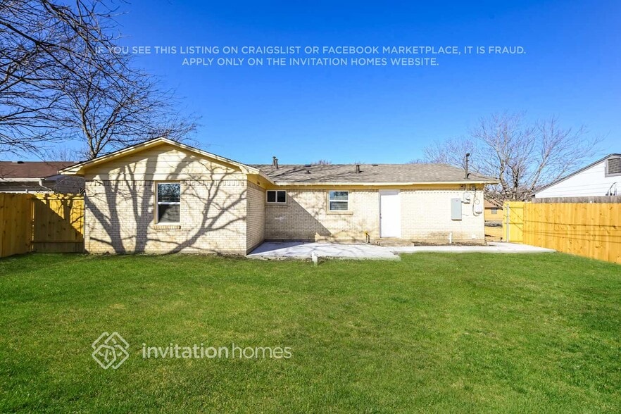 Building Photo - 4232 Scottsdale Dr