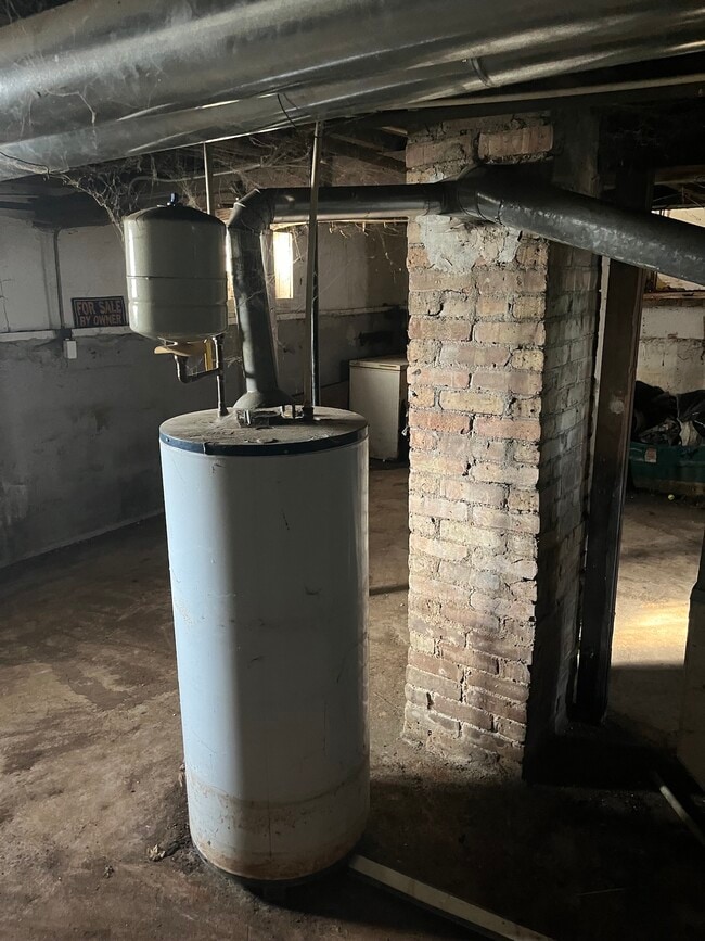 Building Photo - 335 N Fairmont Ave