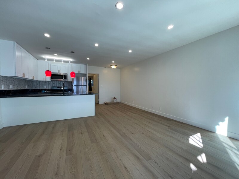 Building Photo - 1021 Michigan Ave