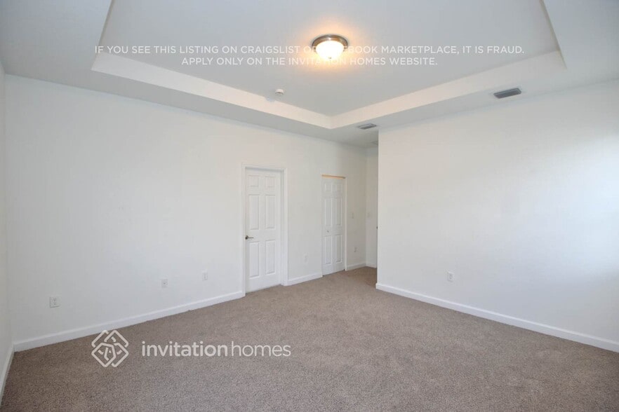 Building Photo - 3407 W 109th Pl