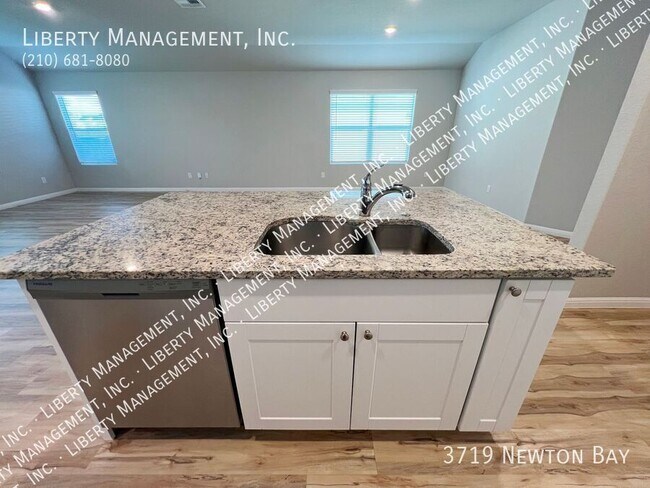 Building Photo - 3719 Newton Bay