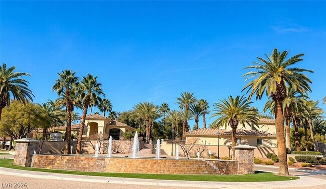 Building Photo - 2050 W Warm Springs Rd