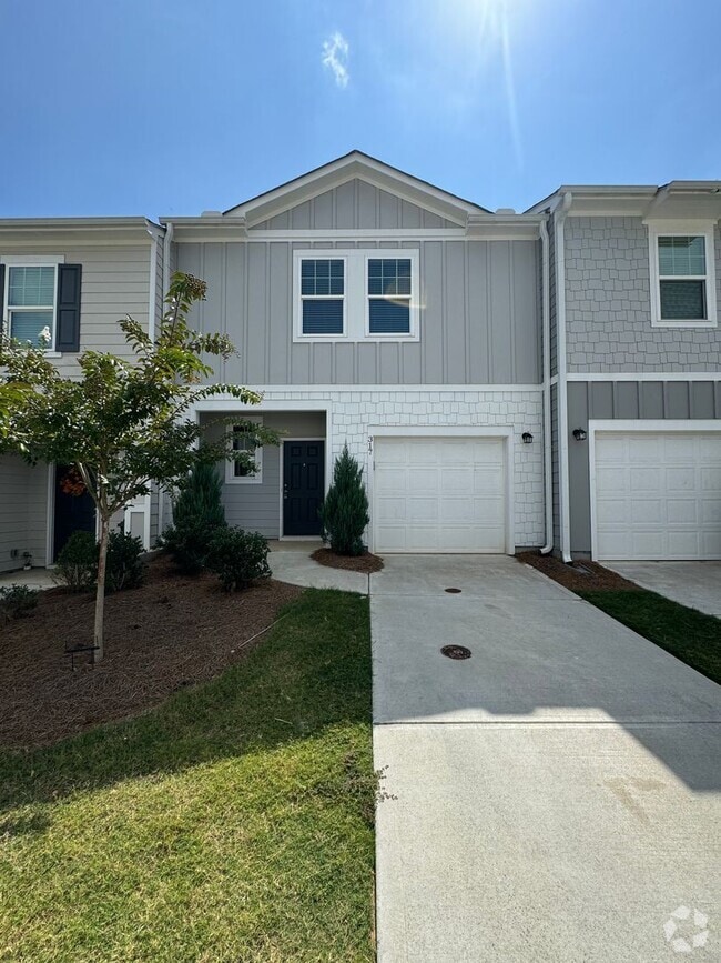 Building Photo - Nice 2/2.5 Townhouse in Cartersville- $1,495