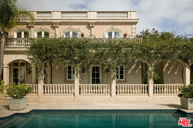 Building Photo - 628 N Rodeo Dr