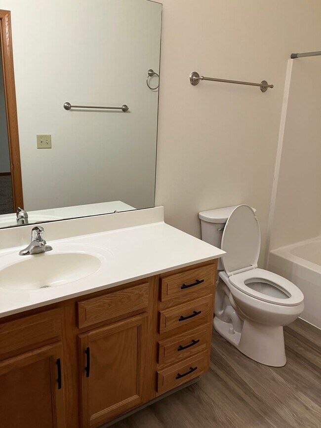 Building Photo - $500 Marketing Special - 2-Bedroom Ranch C...