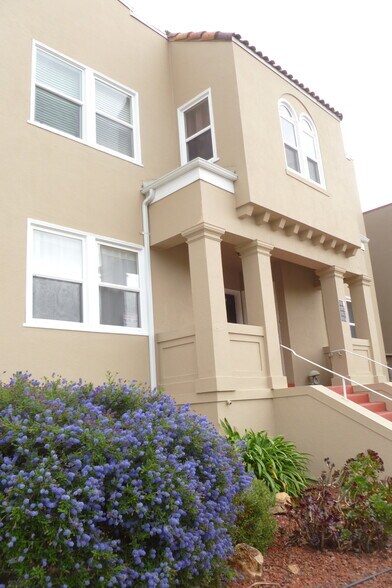 Building Photo - 1012 Marin St