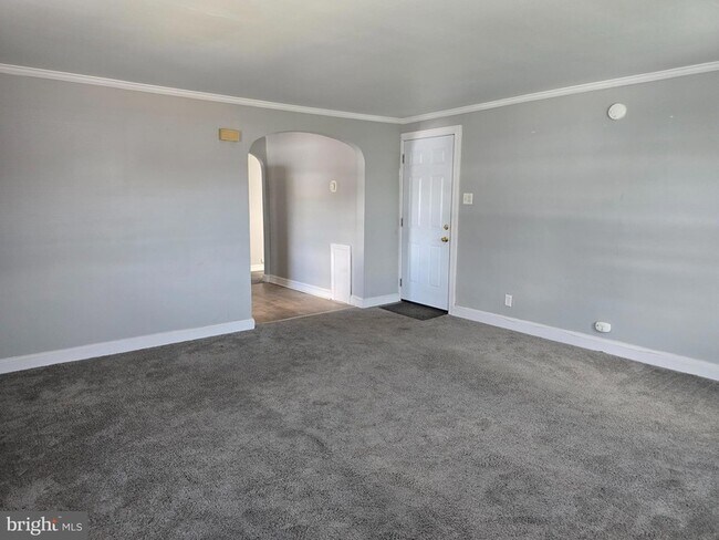 Building Photo - 7504 Greenhill Rd