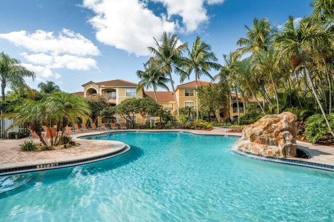 Building Photo - Club Caribe